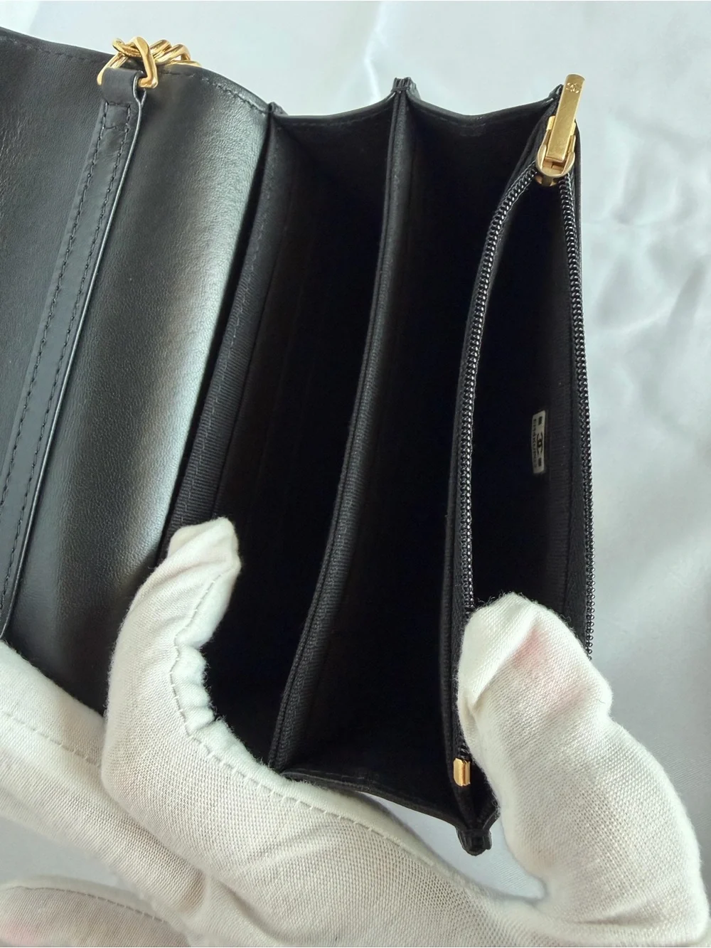 🎉SOLD🎉 CHANEL Black Lambskin WOC Wallet On Chain Gold Hardware GHW Cruise 2023 - Picture 8 of 12